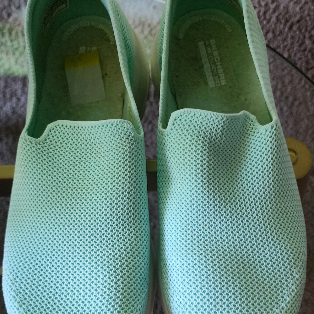 Skechers Women Mint Green Slip-On Sneakers